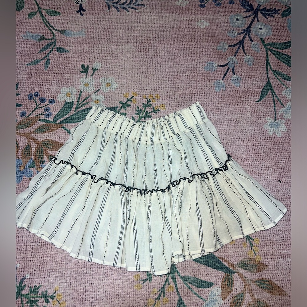Eberjey coverup skirt. Neutral and perfect for any bikini or beach day!